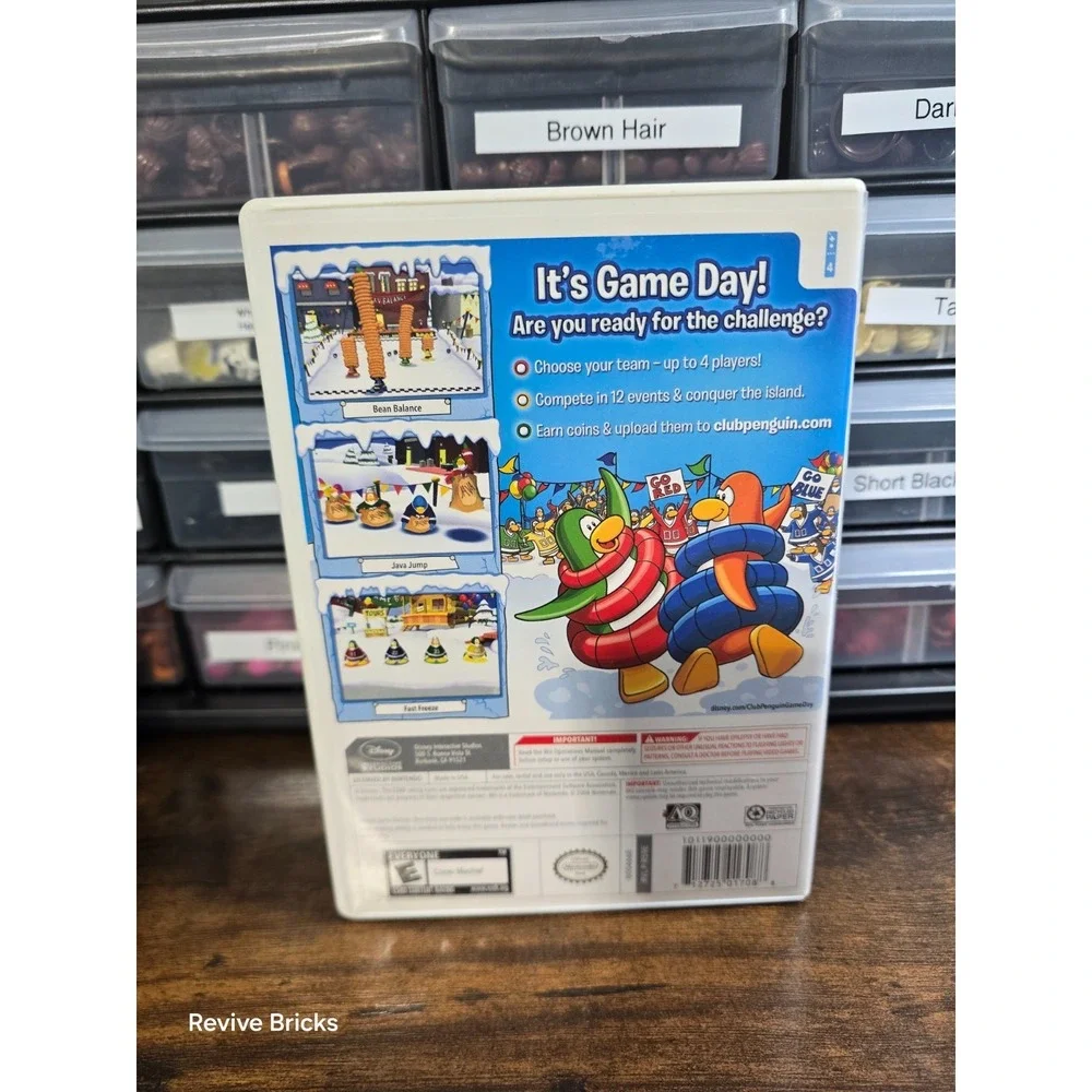 Club Penguin: Game Day (Nintendo Wii, 2010) CIB Complete Tested Working Great